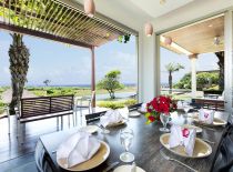 Villa Sanur Residence Beach front, Dining Area